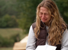 VIDEO: Farma - 49. diel online - 6.11.2025 - Laura si vyberá svojho súpera do duelu, Rišo sa zranil