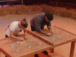 Farma - 50. diel online - 8.11.2025 - 10. duel - Liška Laura proti elektrikári Mariánovi